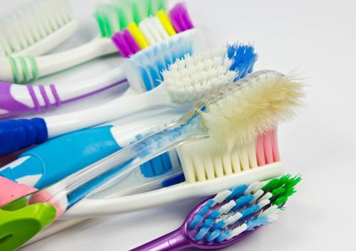 Ten Fun Things to Do with Your Old Toothbrush